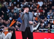 开云体育官方网站-球队经过艰苦努力，成功晋级季后赛的简单介绍