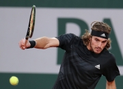 开云体育在线-包含日本网球队碾压西班牙网球队，西西帕斯爆发神勇的词条