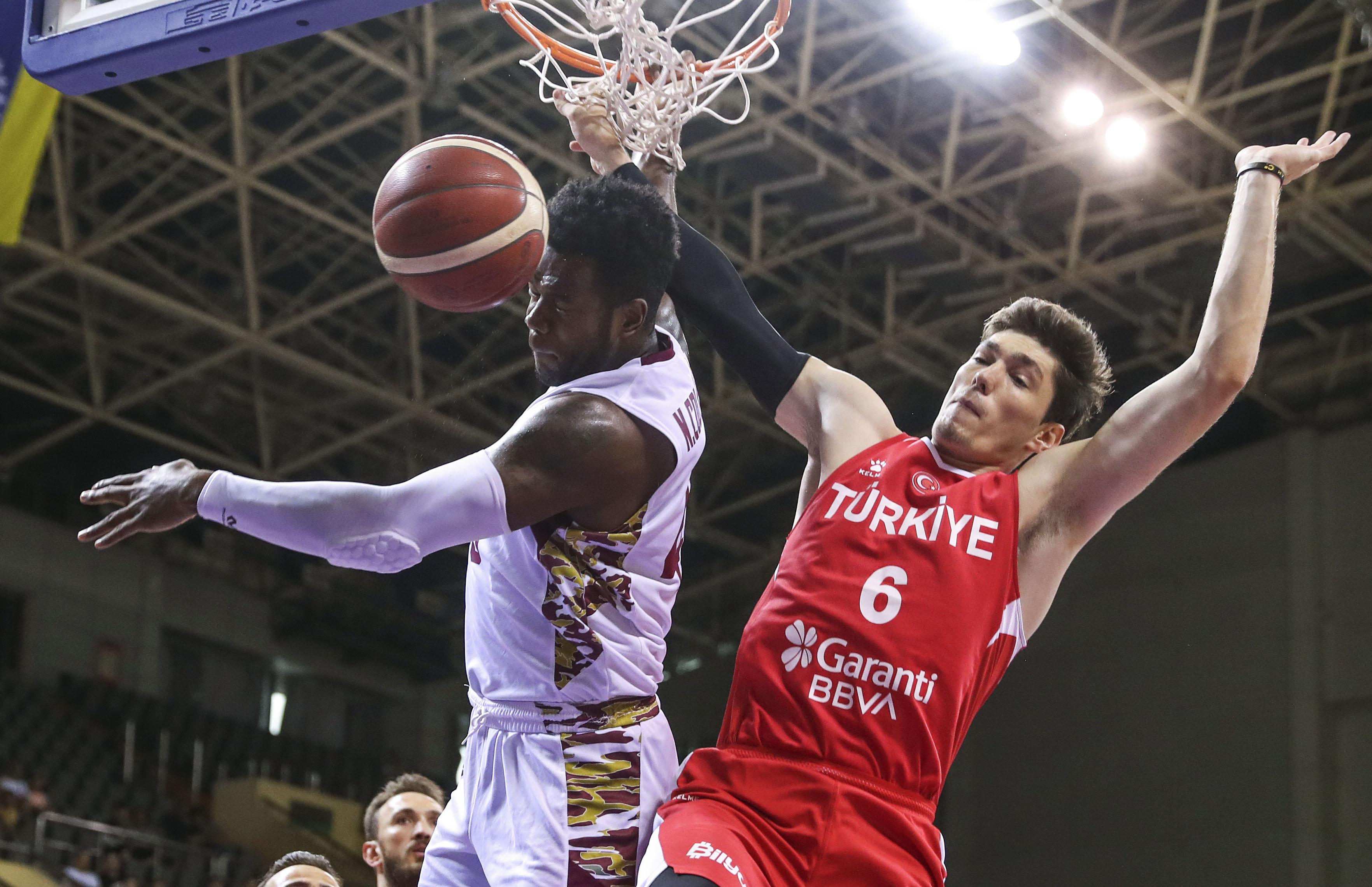 西欧劲旅遭遇危机，险胜晋级淘汰赛