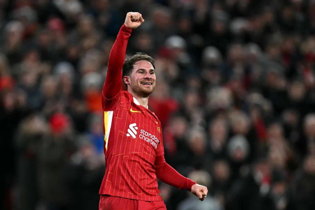 利物浦胜阿森纳，菲尔米诺梅开二度，红军胜刺史