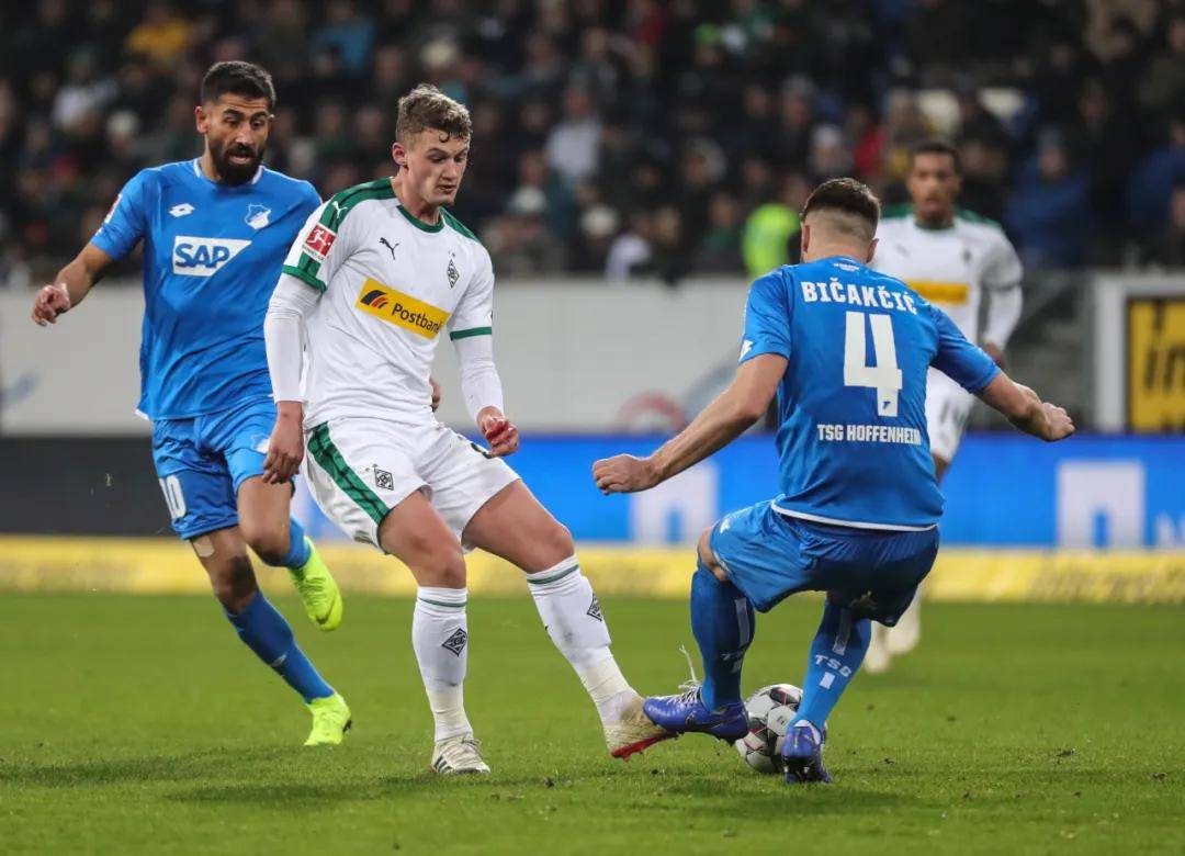 关于霍芬海姆客场击败汉堡，继续领跑积分榜的信息