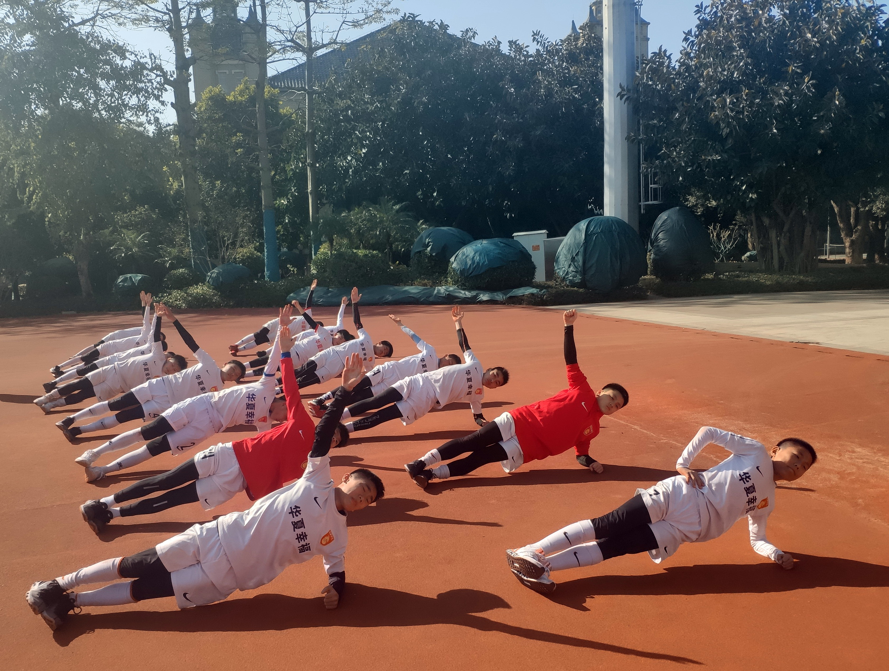 国家队青训人员培训加紧,打造更强技战术体系的简单介绍 国家队青训人员培训加紧,打造更强技战术体系的简单介绍