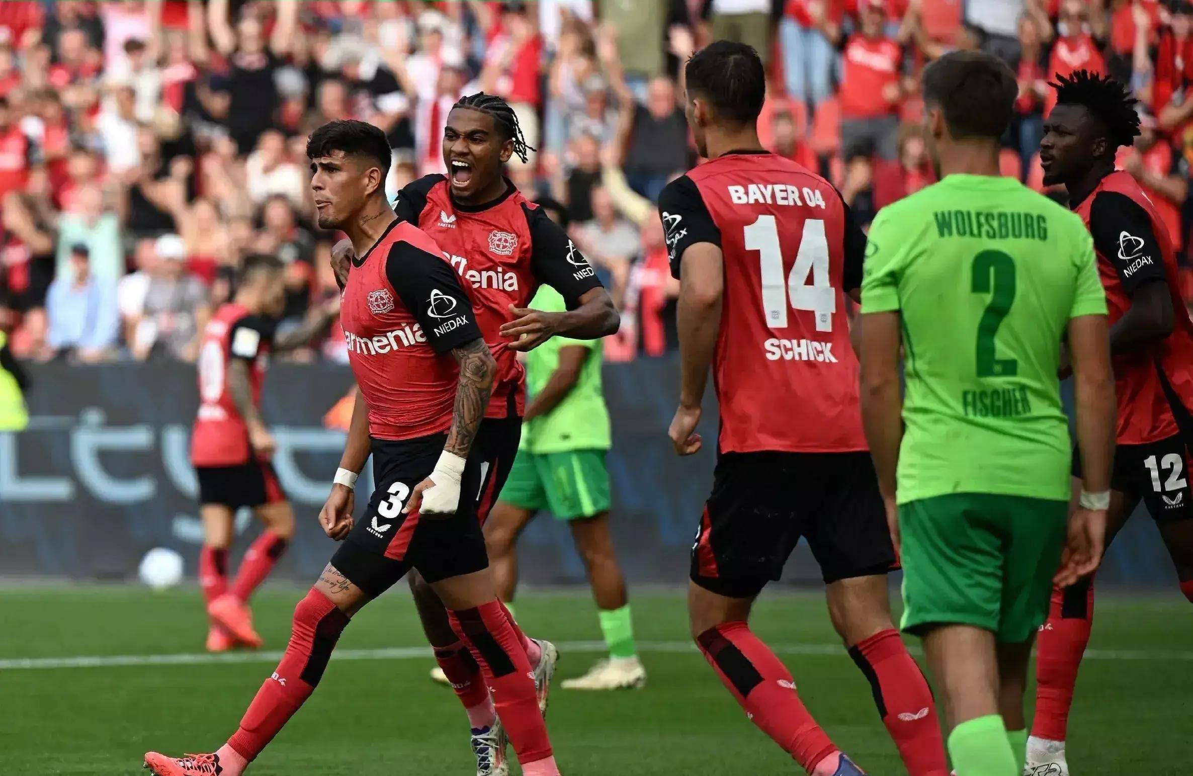 包含多特蒙德持续领先积分榜，表现抢眼的词条