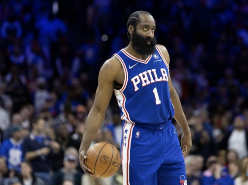 包含Fnatic负于Rogue，Upset状态回暖难救主的词条