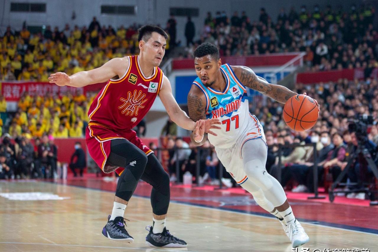 格鲁吉亚篮球职业联赛半决赛团结拼搏，决胜时刻的简单介绍