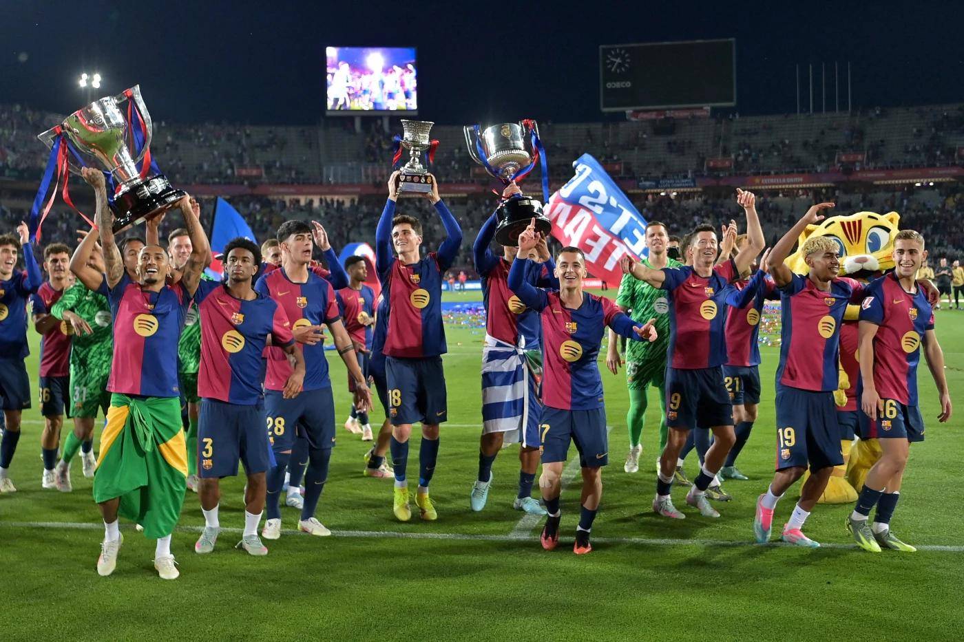 包含老将球员再战赛场,经验发挥关键作用的词条 包含老将球员再战赛场,经验发挥关键作用的词条