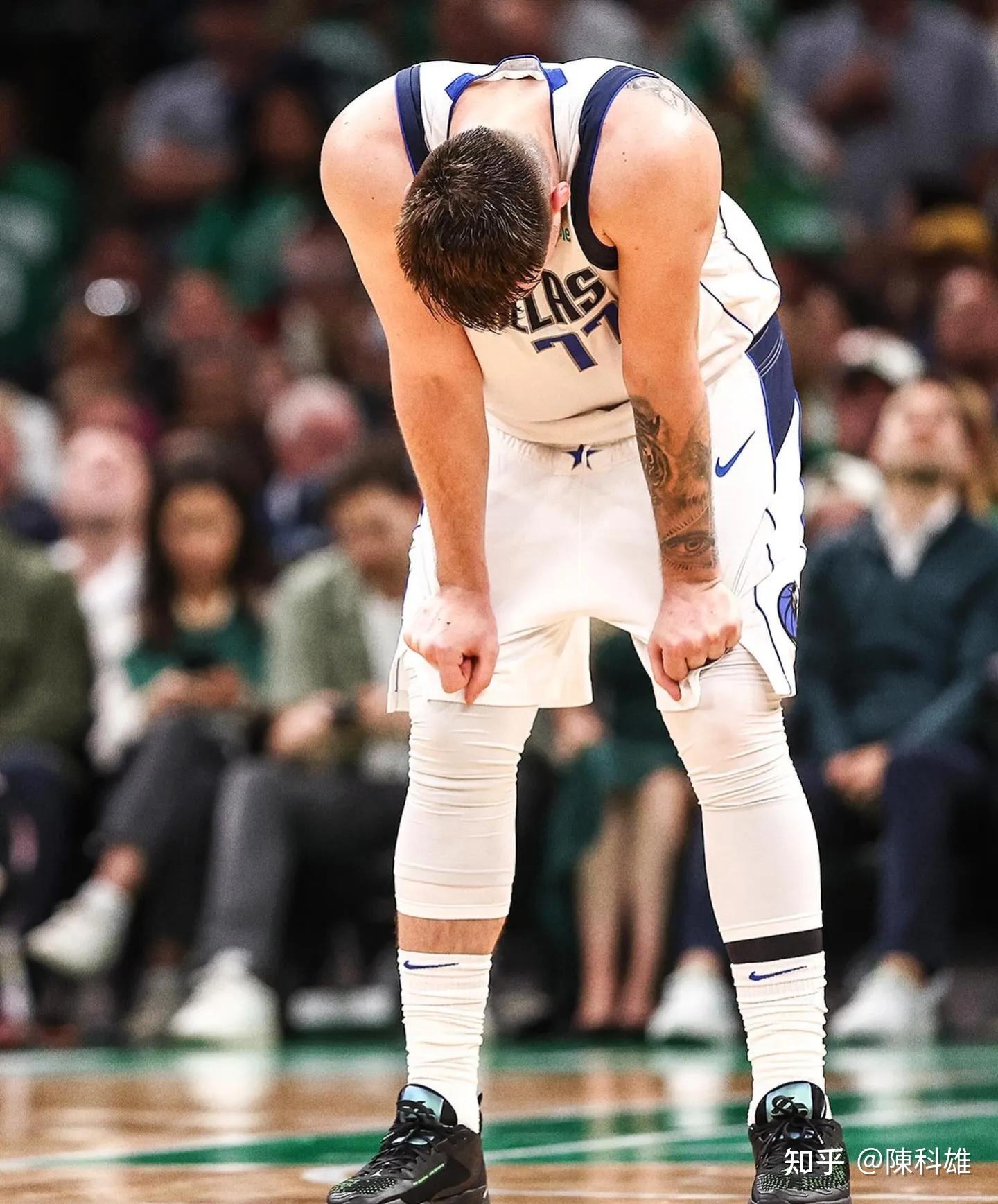 独行侠遭遇三连败,东契奇失准 独行侠遭遇三连败,东契奇失准