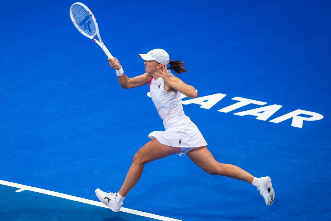 网球女双半决赛：日本选手逆转晋级