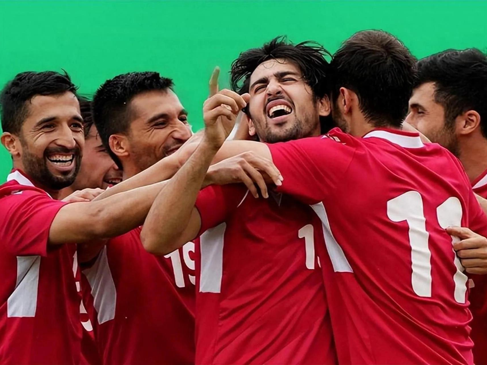 包含球员们的出色表现和团队配合成就了一场场精彩对决的词条