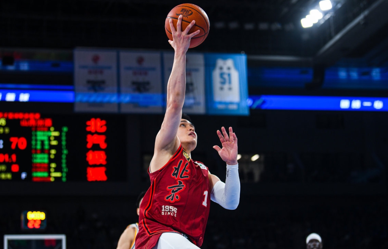 包含江苏队客场输给广厦冲击前四梦碎的词条