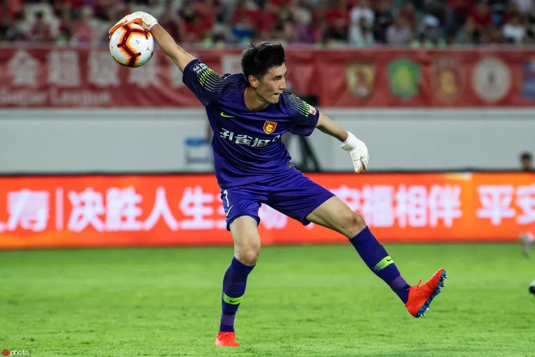 关于华夏幸福主场惜败,陷入保级困境的信息 关于华夏幸福主场惜败,陷入保级困境的信息