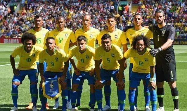 英国女队集体晋级世界杯四强