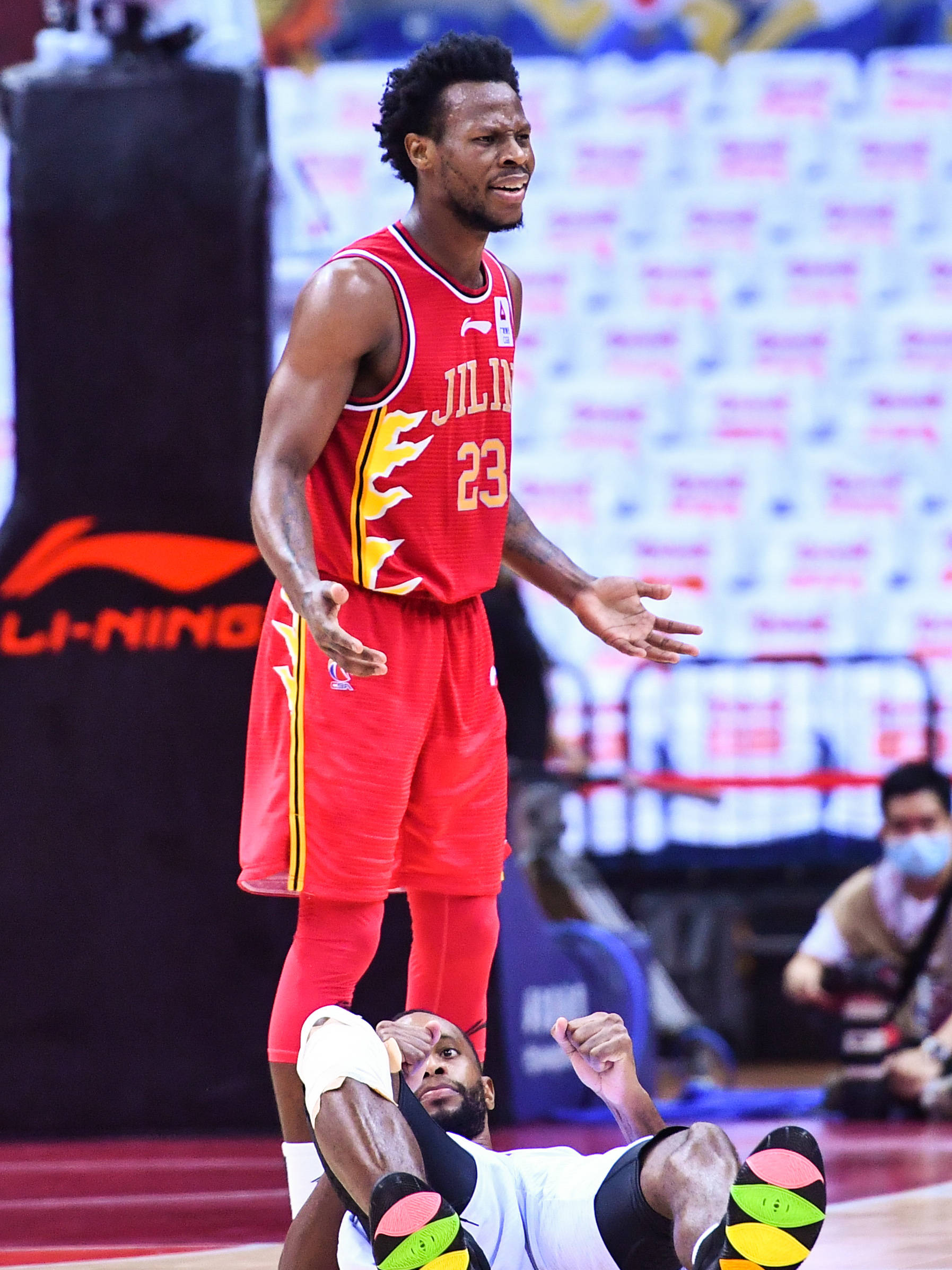 欧洲顶尖篮球联赛季后赛首轮今日开战