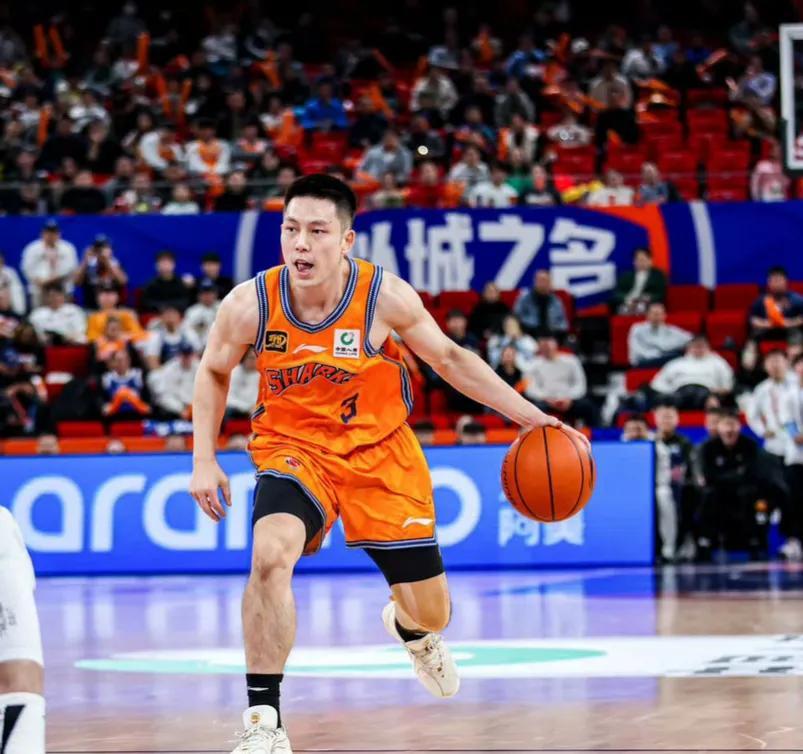 广东队主场完胜，豪取五连胜