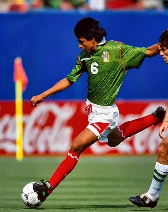 墨西哥女子足球队夺魁