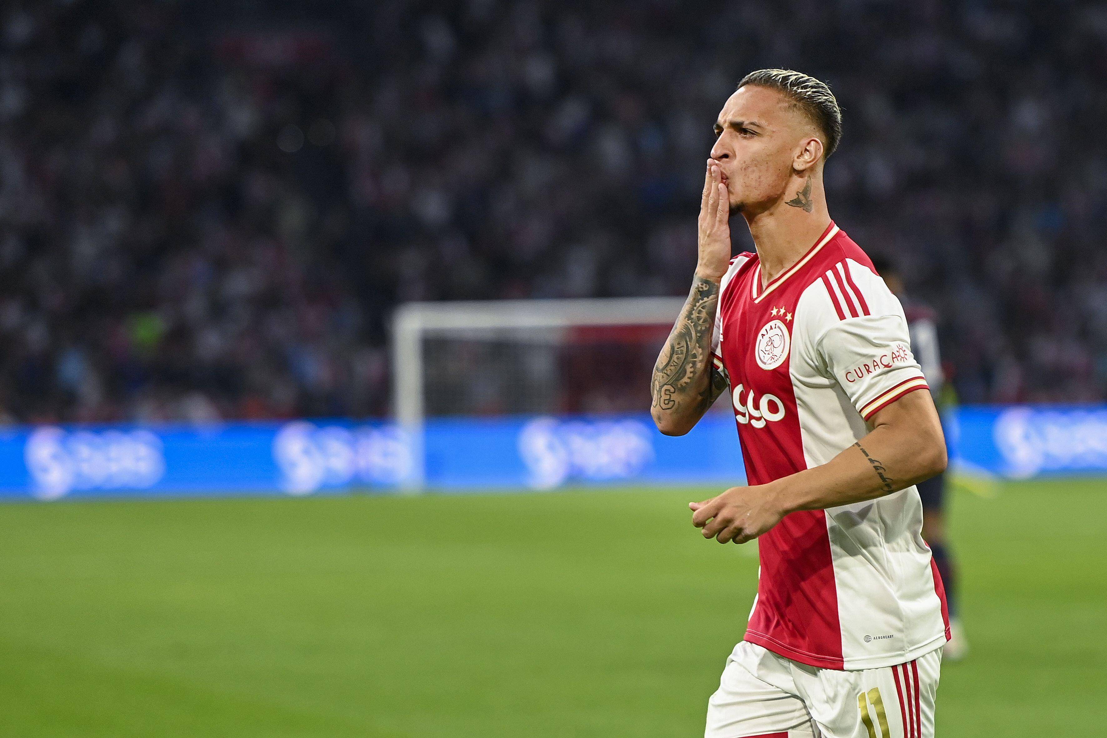 阿贾克斯乘风破浪，荷甲冠军实力备受关注的简单介绍