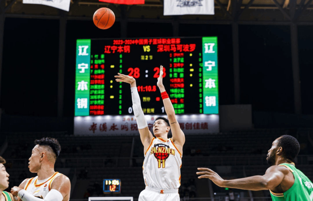 深圳男篮对阵辽宁队，争夺季后赛资格的简单介绍