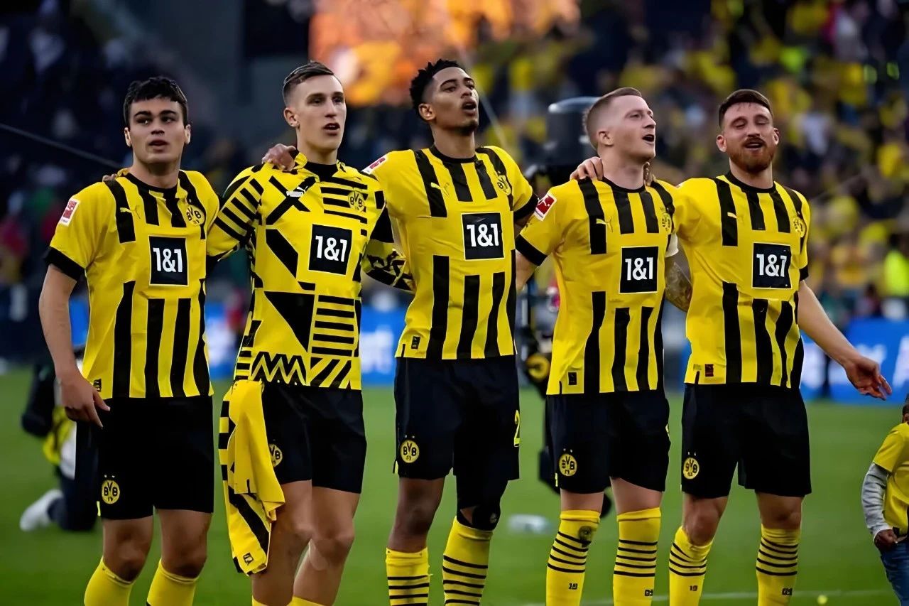 关于多特蒙德欲复苏排名反击逆转彰显团队韧性的信息 关于多特蒙德欲复苏排名反击逆转彰显团队韧性的信息