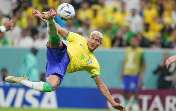 热刺锋线连续破门，成为突击利器