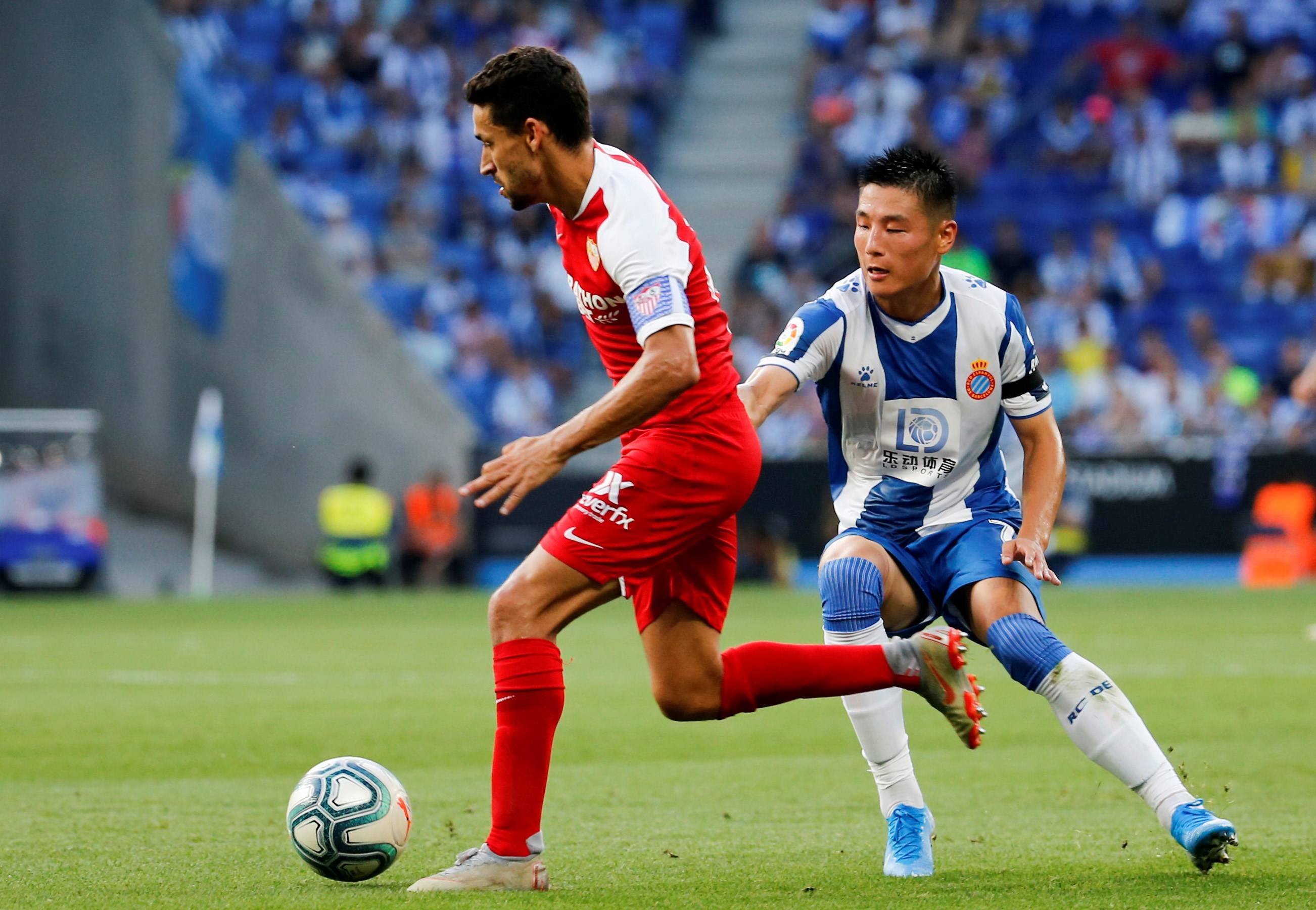 巴伦西亚主场击败巴拉多利德,保持前进步伐 巴伦西亚主场击败巴拉多利德,保持前进步伐